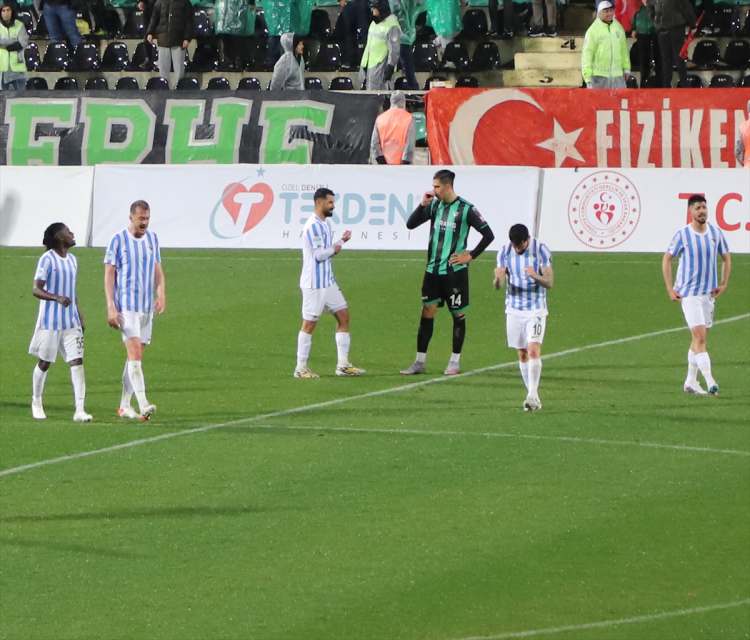 Futbol: Spor Toto 1. LigAli Bilge- Altas Denizlispor: 0 - Erzurumspor FK: 2