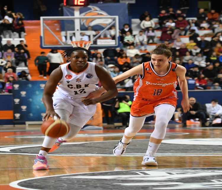 Basketbol FIBA Kadinlar Avrupa LigiSezgin Pancar,Aleyna Coskun- ÇBK Mersin Yenisehir Belediyesi: 84 - Tango Bourges Basket: 56