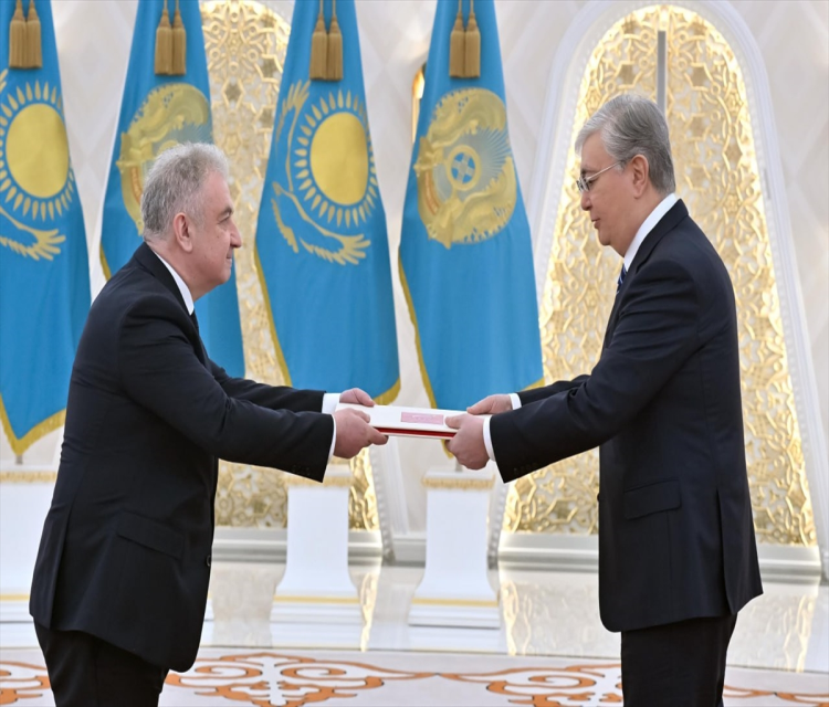 Türkiye'nin yeni Astana Büyükelçisi Kapucu, Cumhurbaskani Tokayev'e güven mektubunu sunduMeiramgul Kussainova