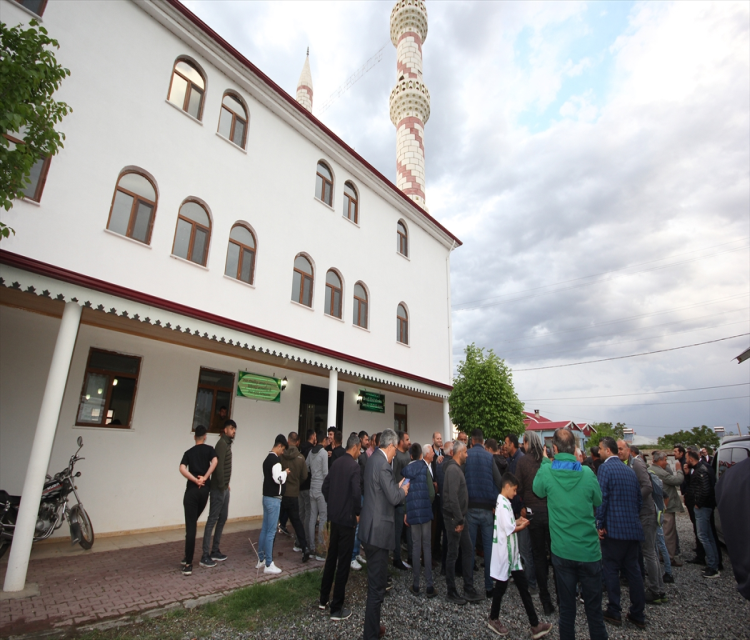 Igdir'da "kan davali" aileler baristirildiErdal Yalçin