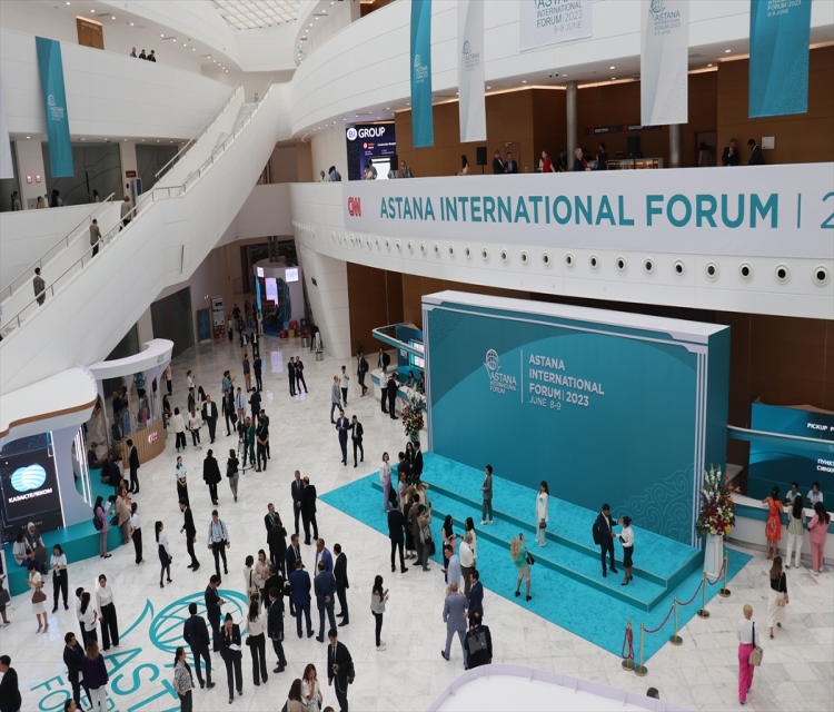 Astana Uluslararasi Forumu’nda "Orta Koridor"un bölgesel önemi vurgulandiMeiramgul Kussainova