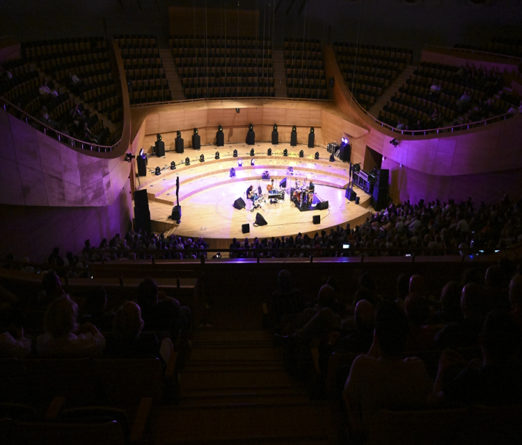 Gitar virtüözü Al Di Meola, Baskentte konser verdi Merve Yildizalp