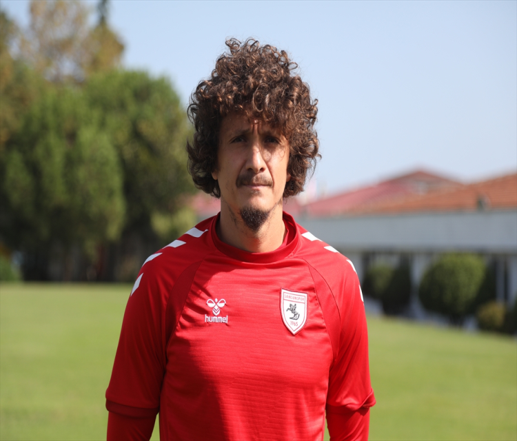 Samsunspor Kaptani Osman Çelik'ten öz güven vurgusu:Ilyas Gün- "Ihtiyacimiz olan tek sey galibiyet"