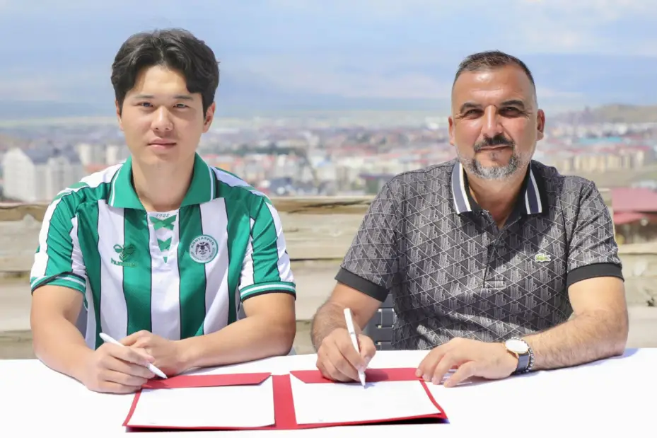 Konyaspor'a Yeni Transfer: Hoşgeldin Jin-Ho Jo
