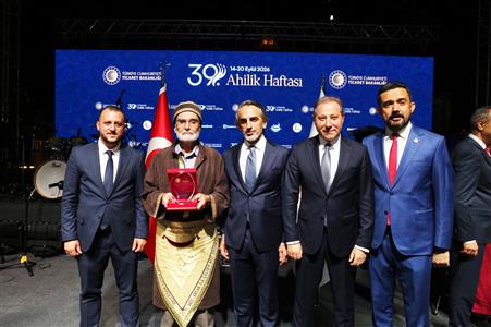 Yılın Türkiye Ahisi Mehmet Güneş, Ödülünü Aldı
