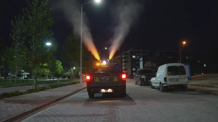 Karatay Belediyesi'nden Bayram Öncesi İlaçlama Mesaisi