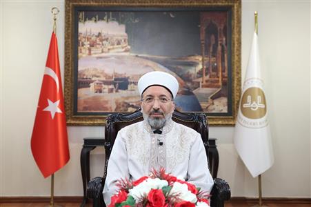 Diyanet İşleri Başkanı Arpaguş: "Peygamber Efendimiz, tüm insanlık için ideal bir örnek olmuştur"