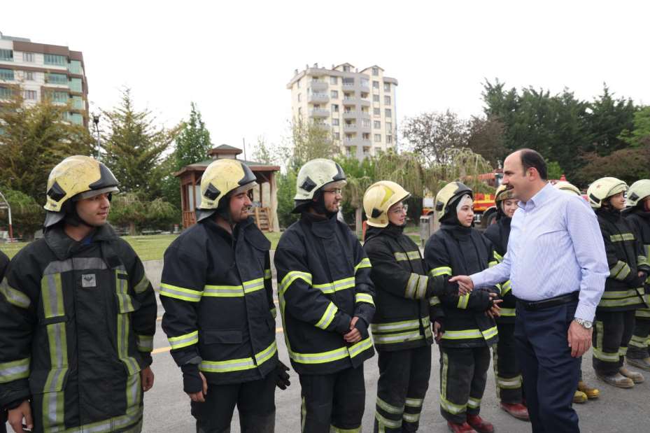Başkan Altay "Gönüllü İtfaiyecilik" Eğitimi Alan Üniversite Öğrencileriyle Buluştu