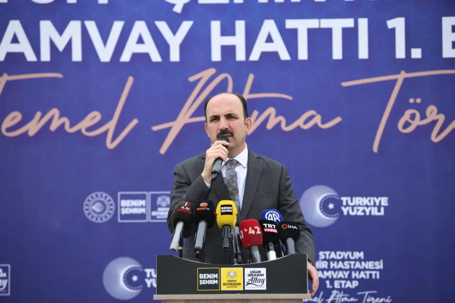 Başkan Altay, Bakan Uraloğlu'nun Katılımıyla Gerçekleşecek Stadyum- Şehir Hastanesi Tramvayı 2.Etap Temel Atma Törenine Konyalıları Davet Etti 