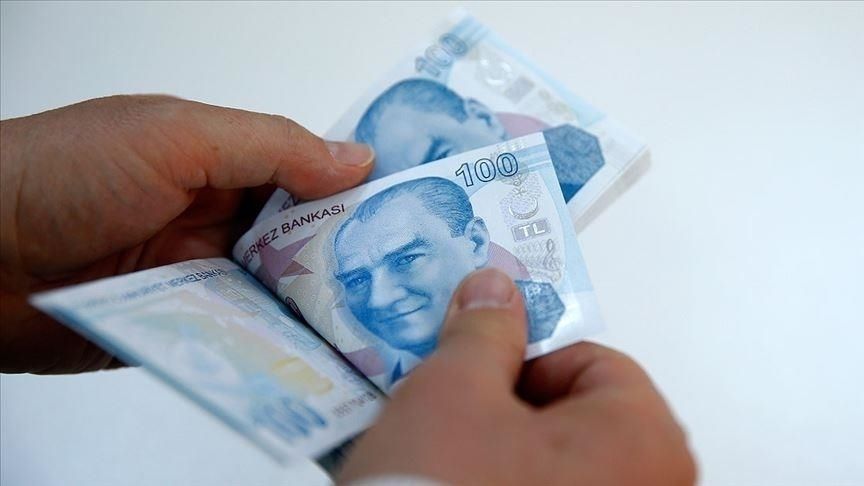 Emeklilerin bayram ikramiyesi farkları yarından itibaren ödenmeye başlanacak