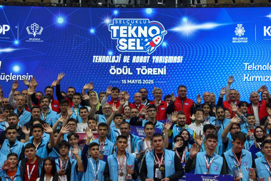 TEKNOSEL 2025 Ödül Töreni ile Son Buldu