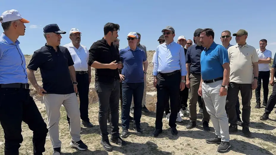 Konya Protokolü Karatay'ın Doğal ve Tarihi Güzelliklerini Yerinde İnceledi 