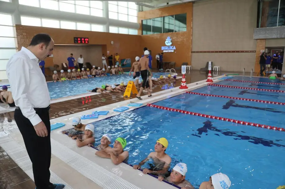 Merkeze Bağlı Taşra Mahallelerde "Yüzme Bilmeyen Kalmasın" Projesi Başladı