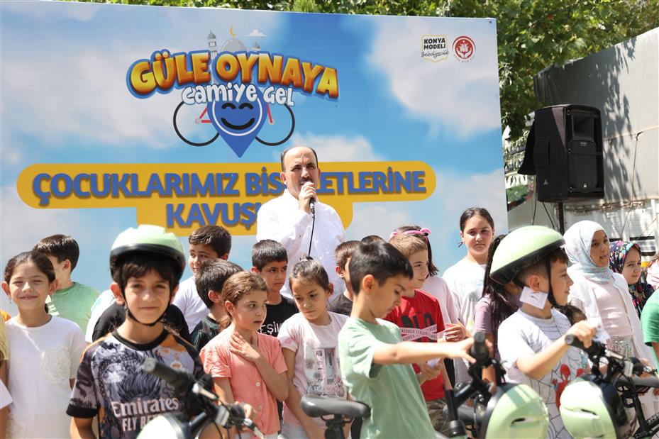 Başkan Altay  "Güle Oynaya Camiye Gel" Projesinde Çocukların Sevincine Eşlik Etti