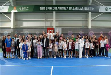 29 Ekim Cumhuriyet Bayramı Tenis Turnuvası Karatay'da Tamamlandı 
