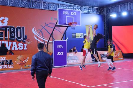 3x3 Basketbol Turnuvasının Şampiyonu “Hermanos” Oldu
