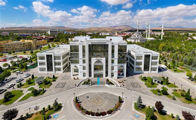 Selçuk Üniversitesinden 23 Akademisyen Dünyanın En Etkili Bilim İnsanları Listesinde