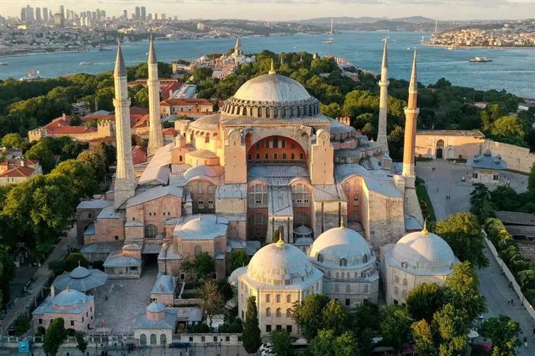 Cumhurbaşkanı Erdoğan: "Ayasofya, inşallah ebediyen özgür kalacak"