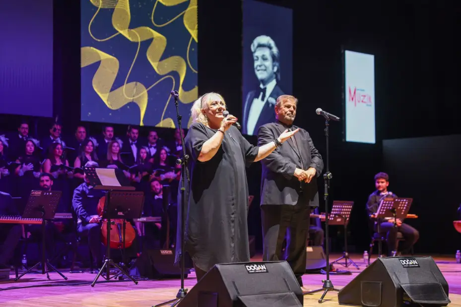 Selçuklu'da Sanat Akademisi Sanatseverlere Unutulmaz Bir Gece Yaşattı 