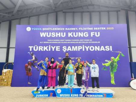 Karamanlı sporcular Wushu Kung Fu Türkiye Şampiyonası’nda madalyalarla döndü