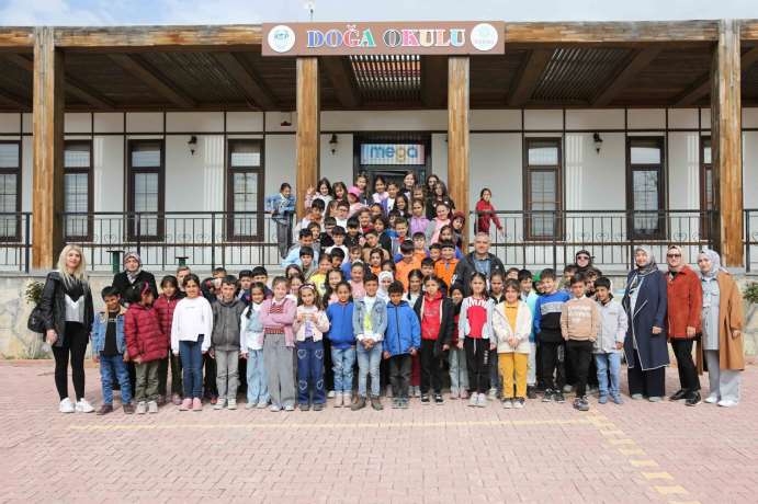 Çocuklar MEGA sayesinde doğayla tanışıyor; Minik Yüreklerin Büyük Keşifleri Sürüyor