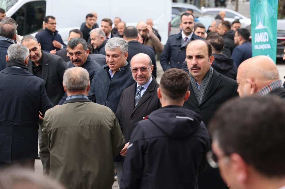 Başkan Altay ve Başkan Pekyatırmacı Nişantaş Mahallesi'nde Vatandaşlarla Buluştu