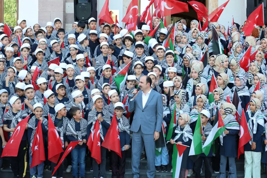Başkan Altay Hafızlık İmam Hatip Okullarını Kazanan Bilgehane Öğrencileriyle Buluştu