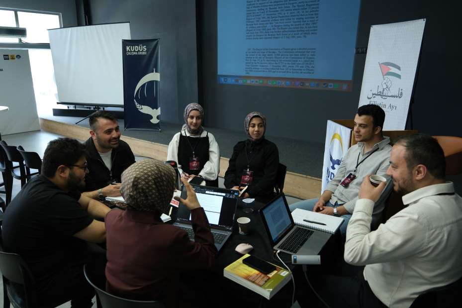 Kudüs Çalışma Grubu'ndan  "İsrail Savaş Suçları Çalıştayı"
