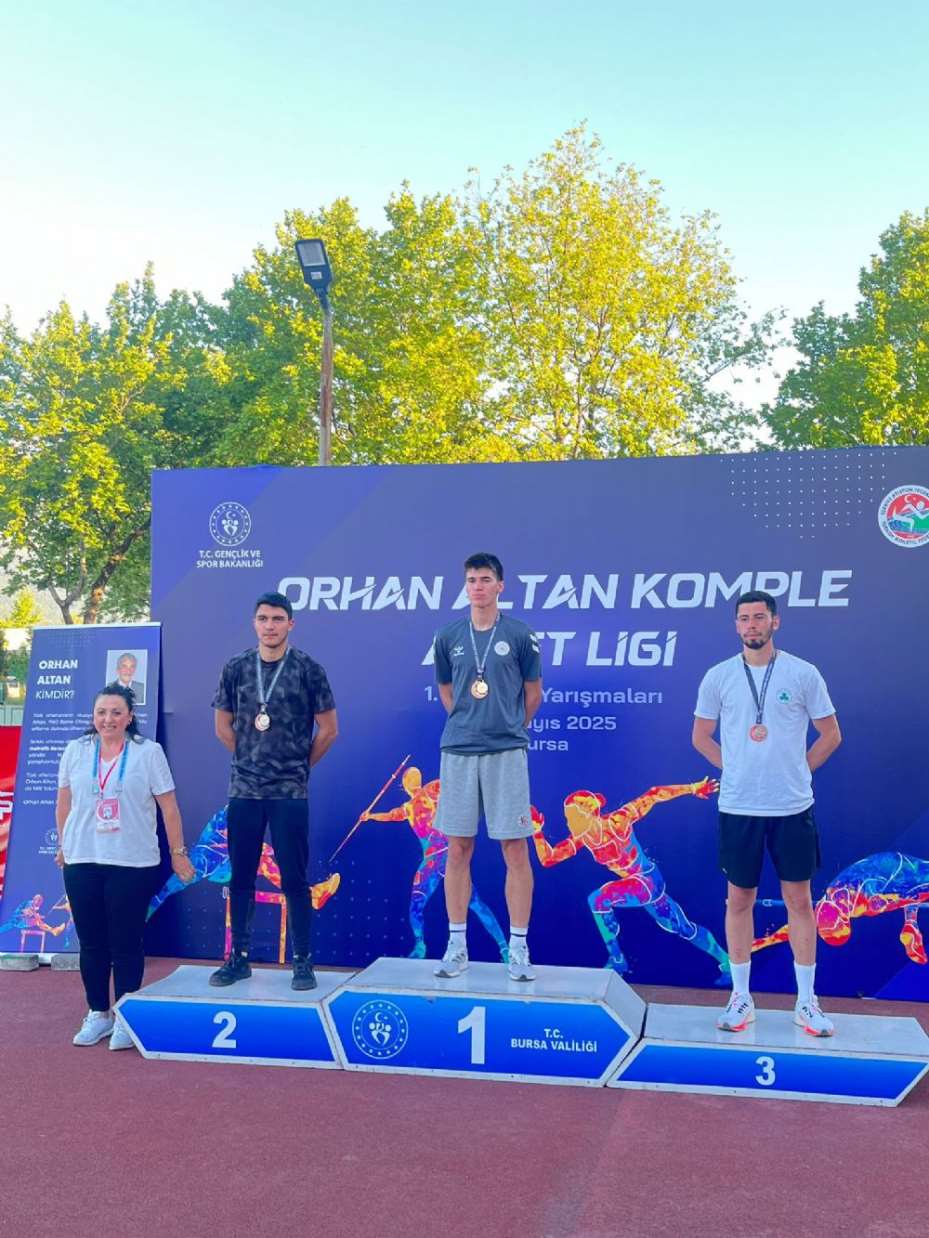 Seyhun Efe Bükmen'den Şampiyonluk, Altyapıdan Madalya Yağmuru