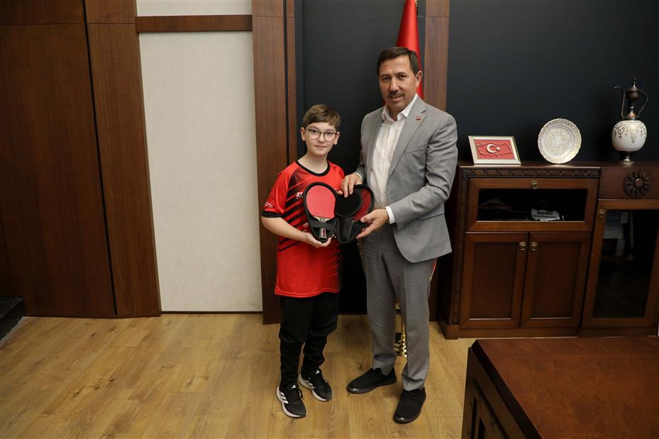 Hasan Kılca, Avrupa İkincisi Tahir Efe'yi Ağırladı