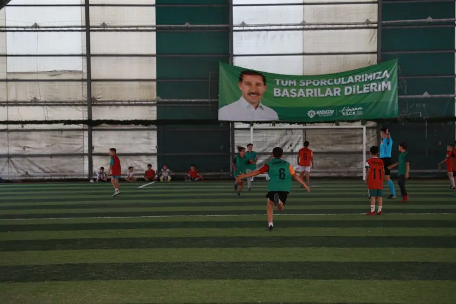 Karatay'da Camiler ve Kur'an Kursları Futbol Turnuvası Başladı