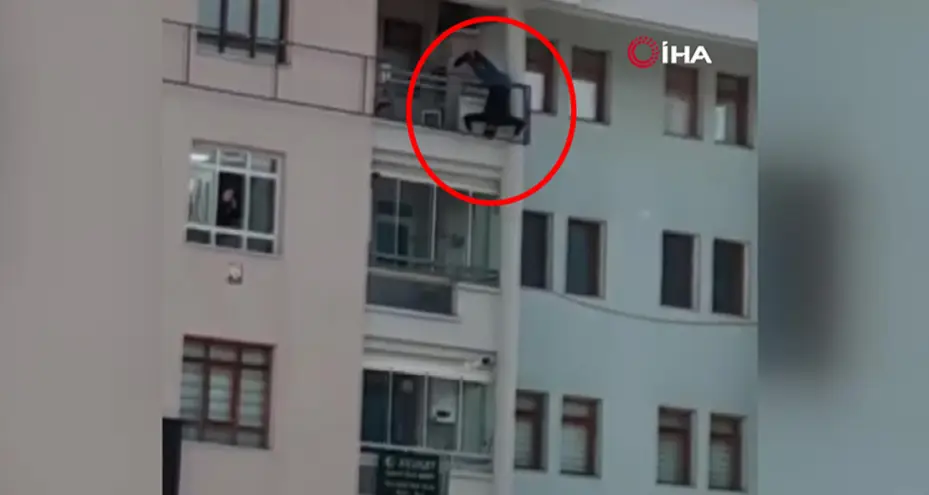 Ankara’da 5’inci kattan düşen bir kişi ağır yaralandı