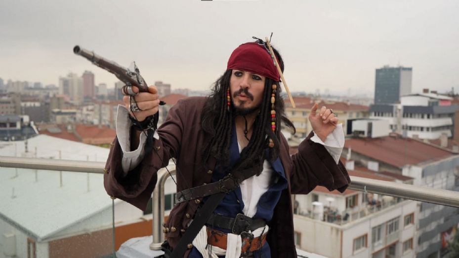  Ankaralı Jack Sparrow oyun havasıyla coşturdu 