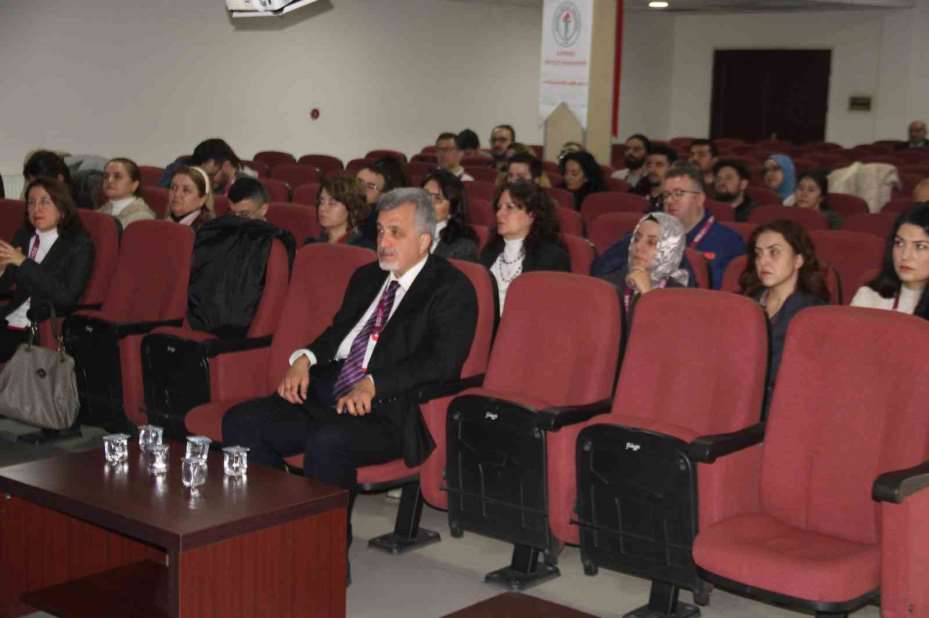 Doç. Dr. Altıntop: "Zehirlenmelerde ilk 45 dakika çok önemli"