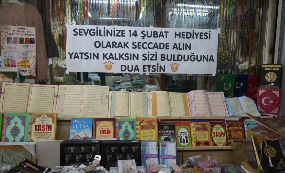 Esnaftan dikkat çeken Sevgililer Günü’ne özel hediye önerisi: "Yatsın kalksın sizi bulduğuna dua etsin"