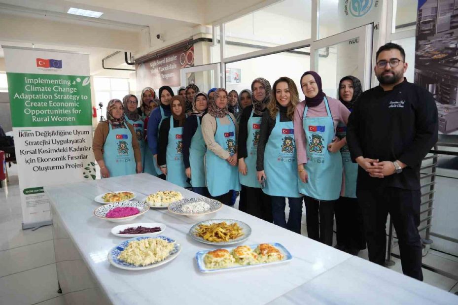 Mutfakta çöpe giden ürünler sağlıklı yiyecek ve içeceğe dönüşüyor