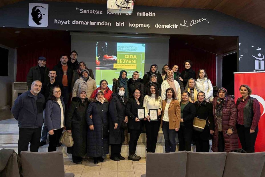 Yerel üreticilere gıda hijyeni eğitimi verildi