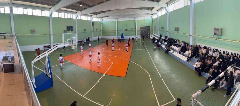 Beylikova Kaymakamlığı Kurumlar Arası Voleybol Turnuvası başladı