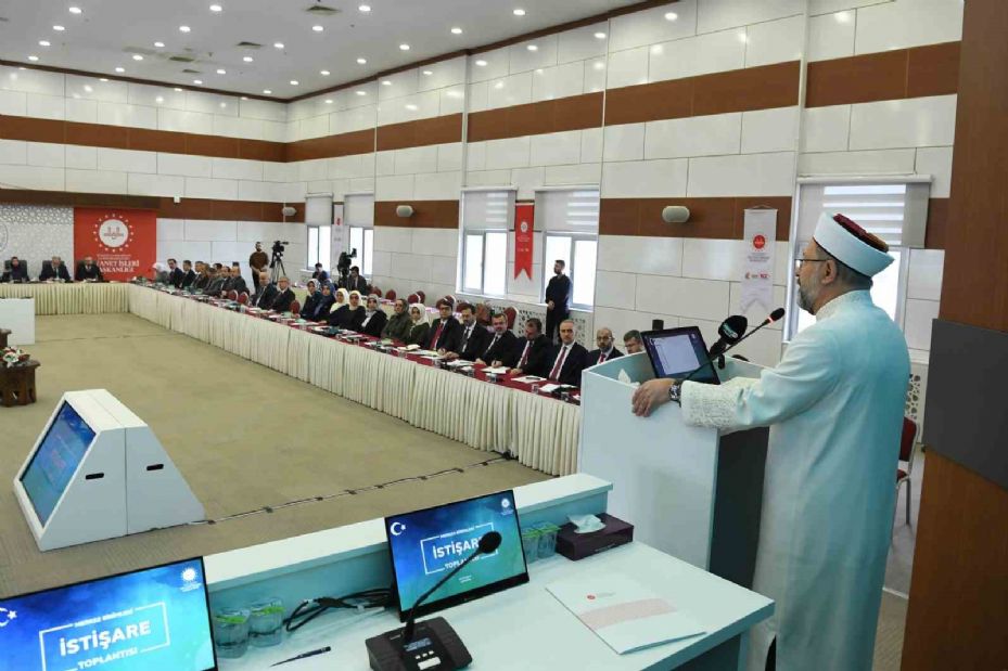 Diyanet İşleri Başkanlığı Merkez Birimleri İstişare Toplantısı Ankara’da başladı