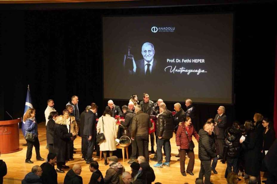 Prof. Dr. Fethi Heper anma töreni ile son yolculuğuna uğurlandı
