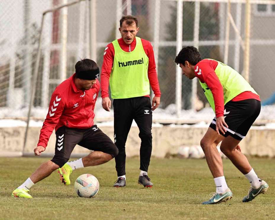 Sivasspor’da Konyaspor maçı hazırlıkları başladı