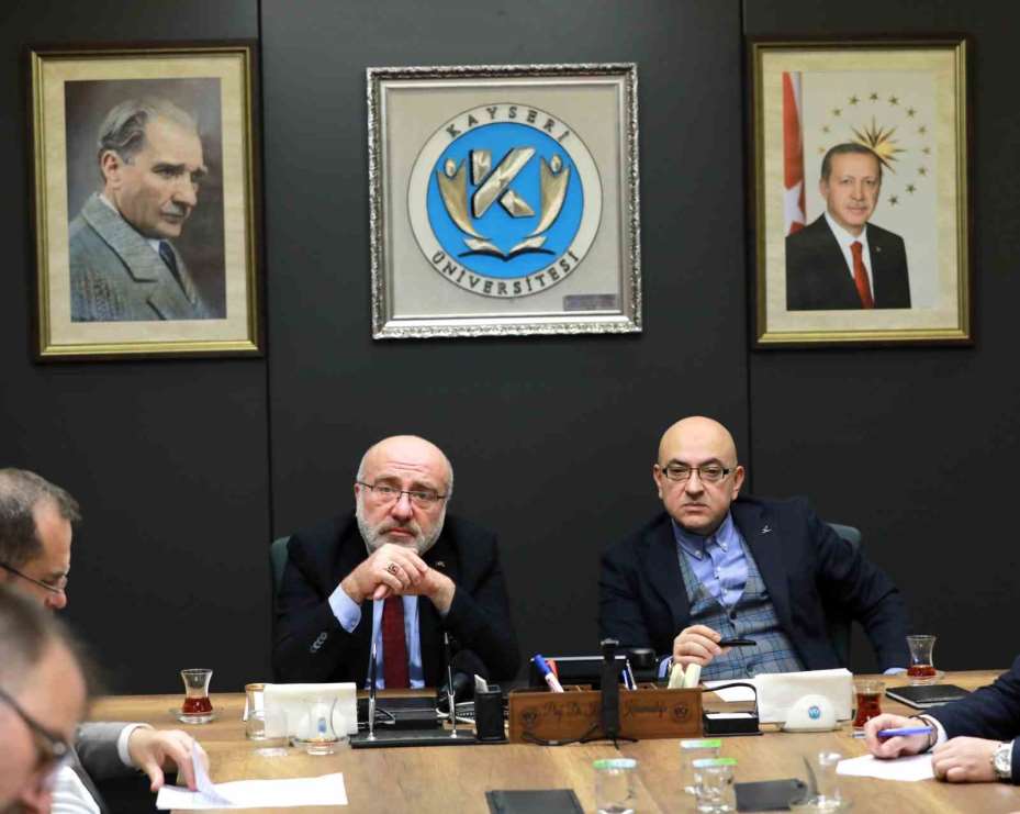 Kayseri’de MYO öğrencileri ve mezunlarına ‘mega destek’