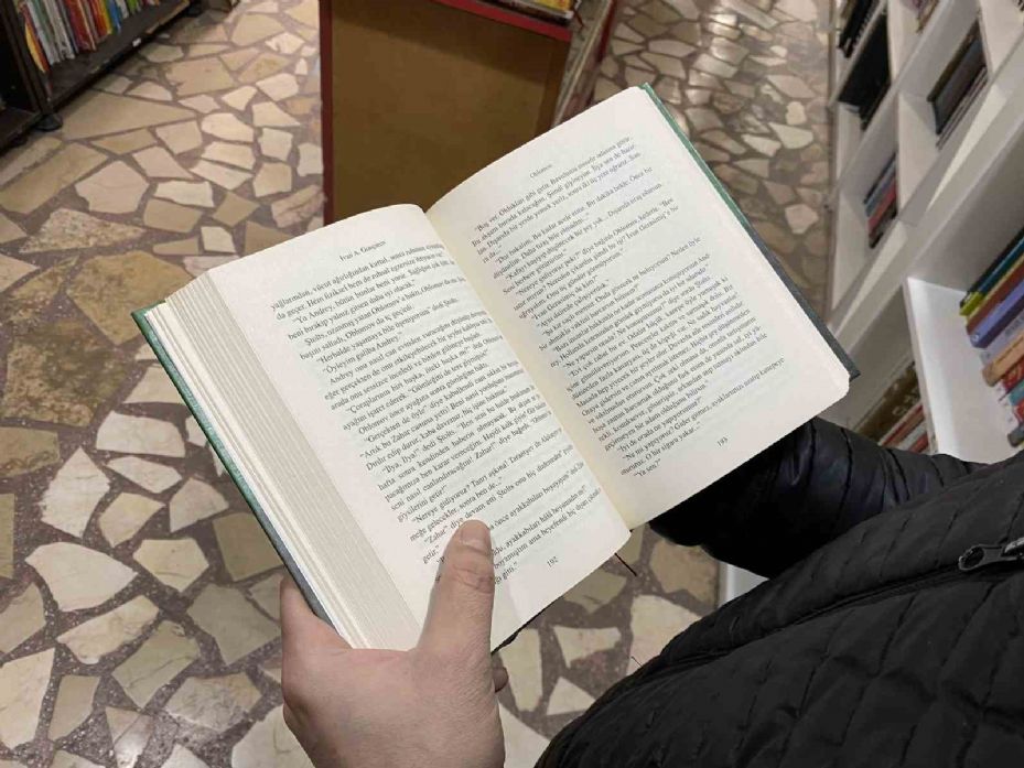 Dijital bağımlılık kitap okuma alışkanlıklarını da değiştirdi