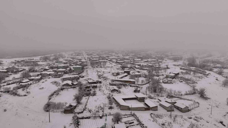 Eskişehir’in kırsalına yağan kar eşsiz manzaralar oluşturdu