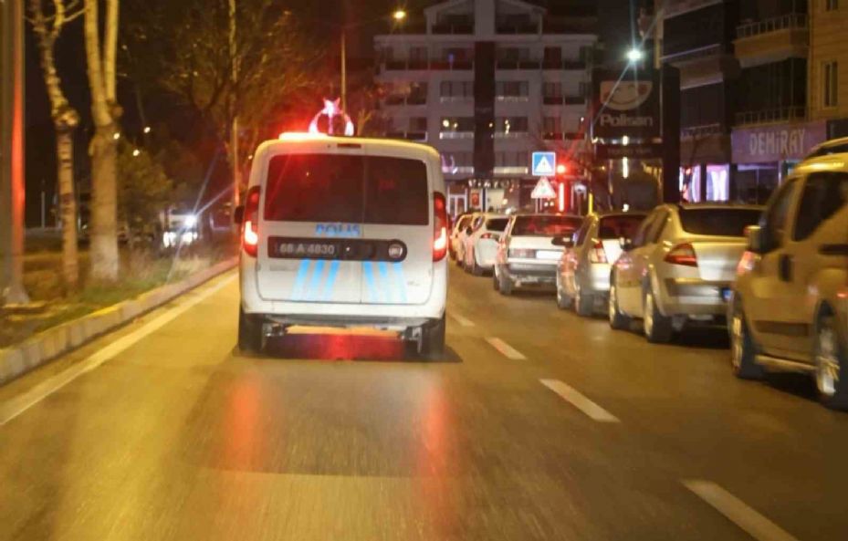 Kameraya yansıyan şüpheli-polis kovalamacası kazayla sonlandı: 1’i ağır 5 yaralı