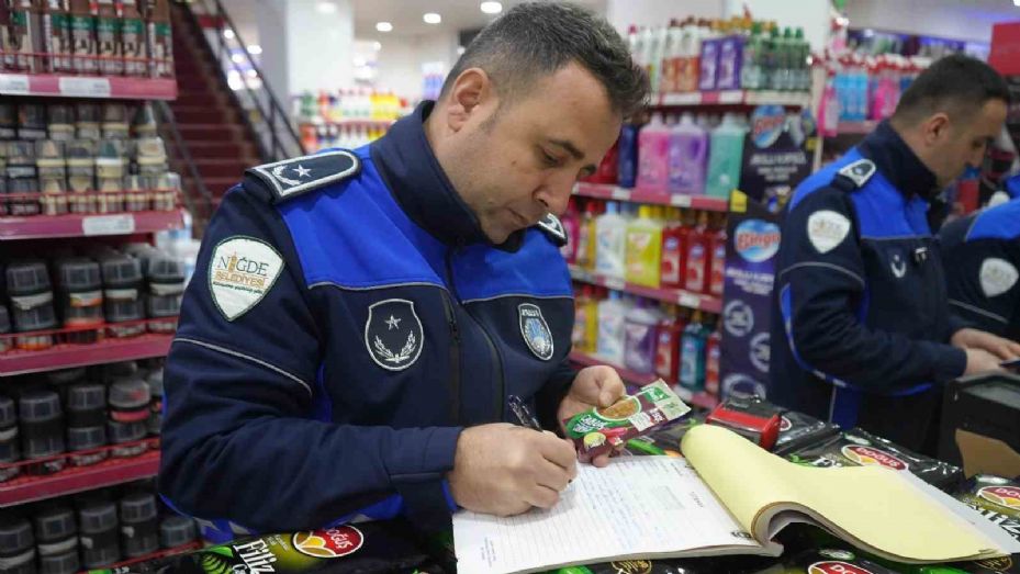 Niğde Belediyesi Zabıta Ekipleri’nden Ramazan öncesi yoğun denetim