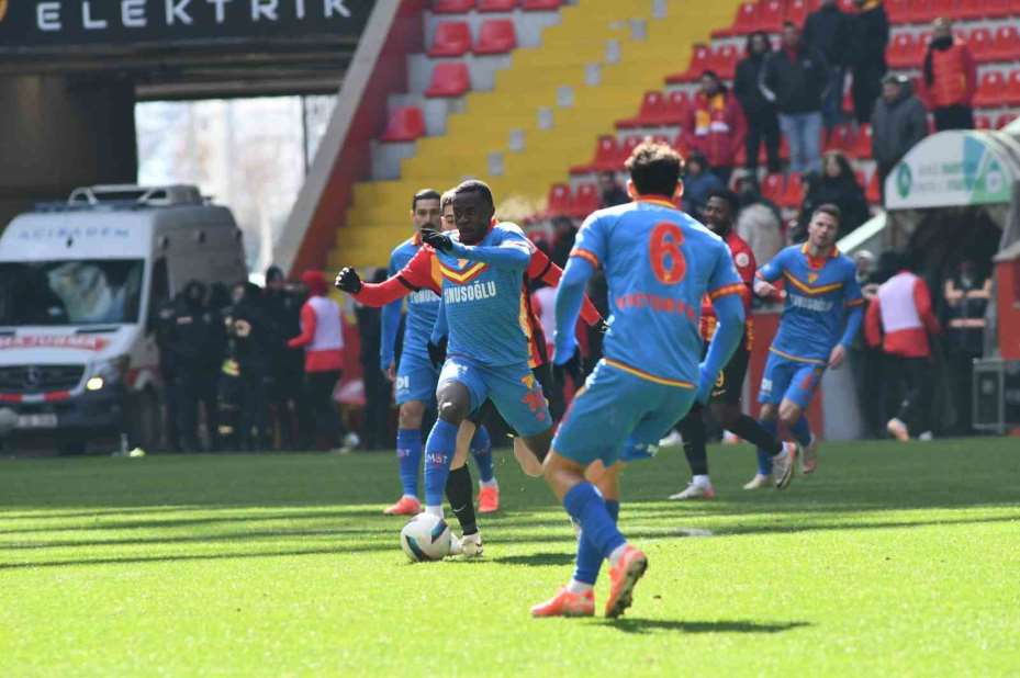Trendyol Süper Lig: Kayserispor: 1 - Göztepe: 0 (Maç sonucu)