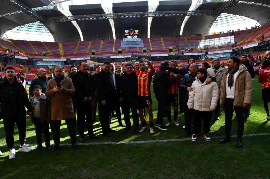 Trendyol Süper Lig: Kayserispor: 1 - Göztepe: 0 (Maç sonucu)