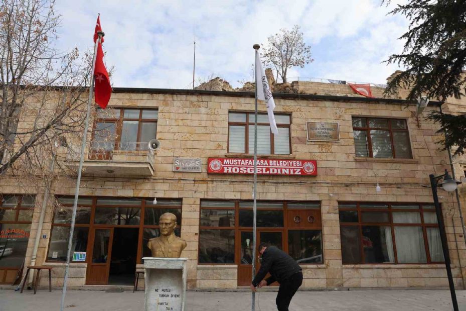 ‘Dünyanın en iyi turizm köyü’ yeniden belde oldu