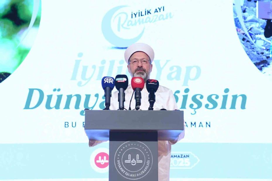 Diyanet İşleri Başkanı Erbaş, Ramazan ayının temasını duyurdu: "İyilik Ayı Ramazan"